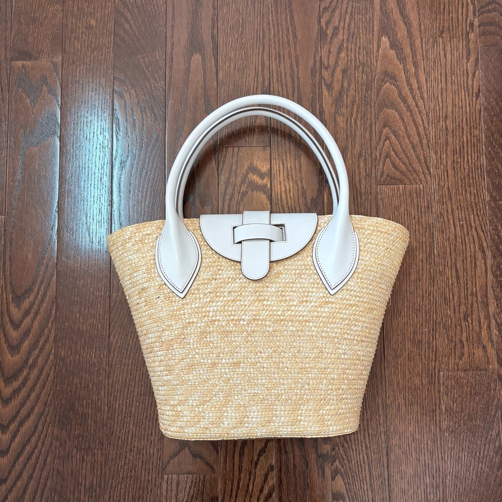Elegant Tan and White Women's Tote Bag